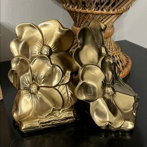 RARE BEAUTIFUL MCM PM Craftsman Phila Pa Gold Metal Dogwood Flower Bookends